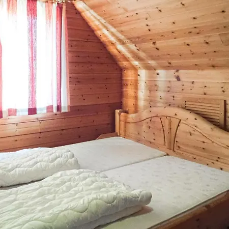 Дом отдыха Nice In With 3 Bedrooms, Sauna And Internet Sveio